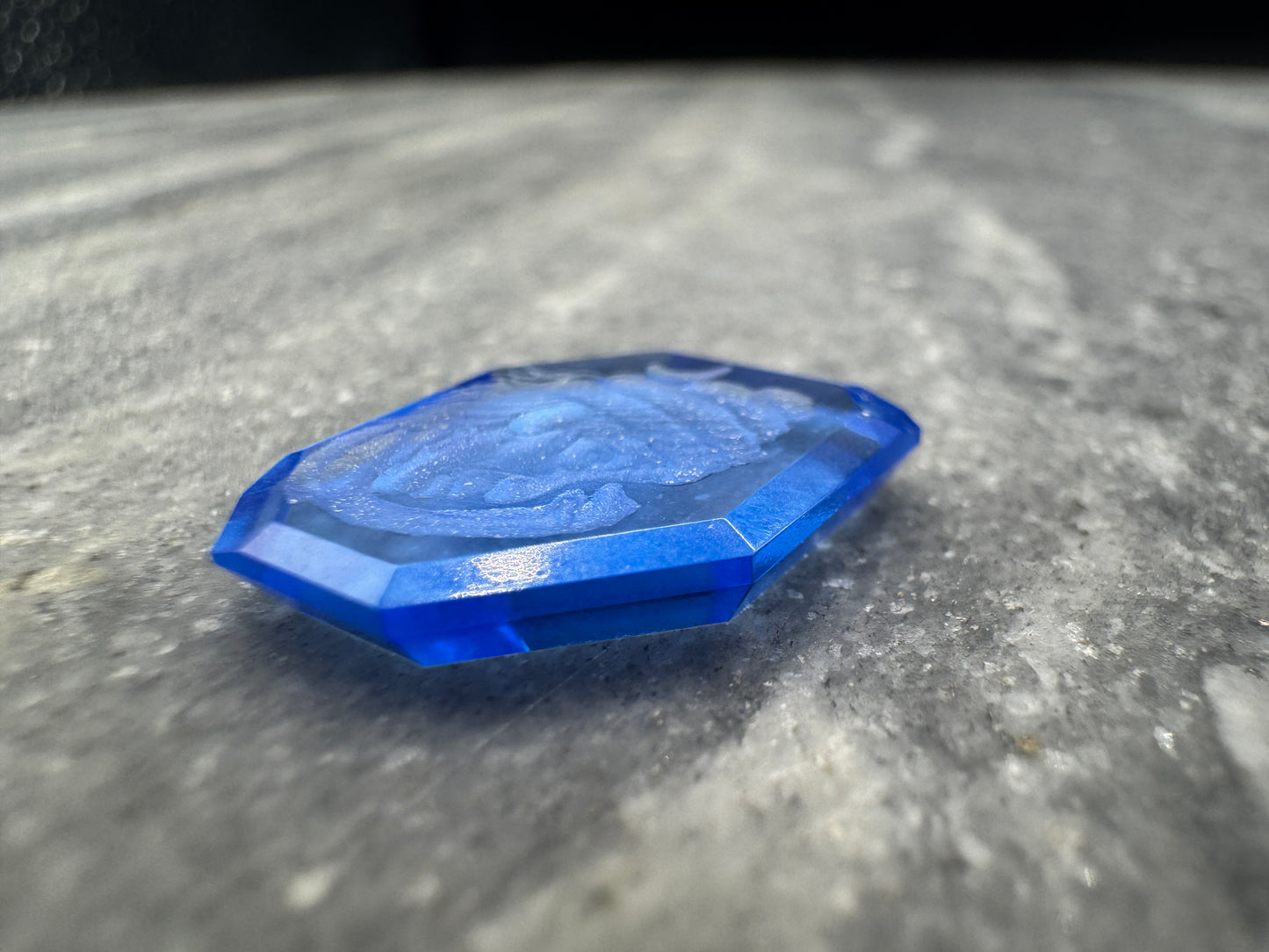 Synthetic Sapphire 11.56 carats Shiva