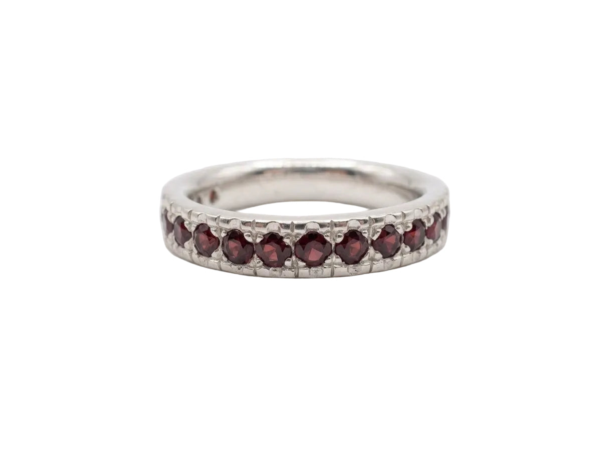 Men’s Garnet Band Size 10
