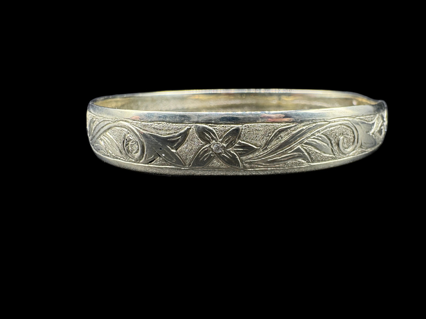 Handmade Native Hawaiian Heritage Bangle 1 ounce