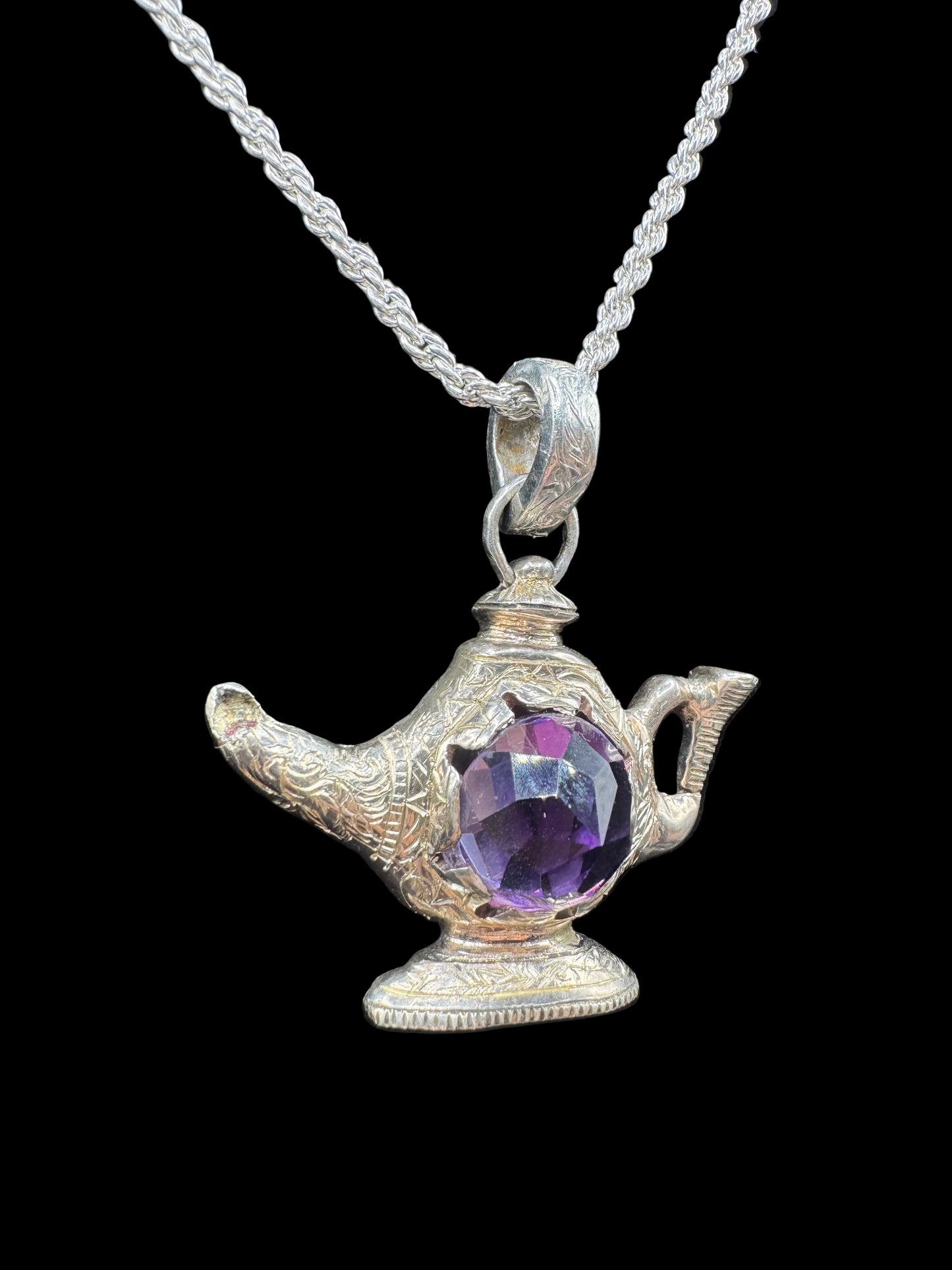 Engraved Genie Lamp — Amethyst & Hand-Carved 925 Silver Pendant