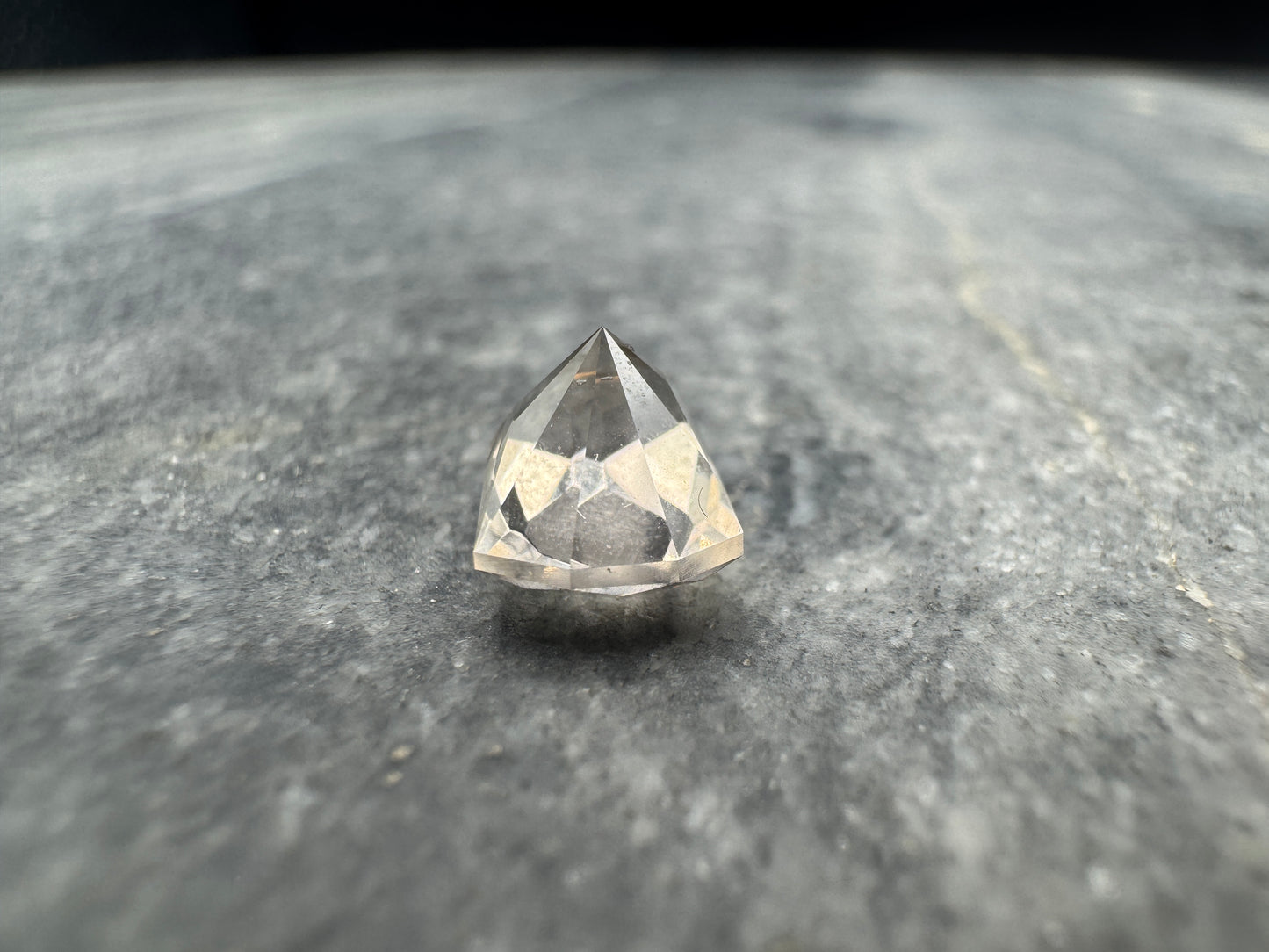 Oregon Sunstone Cut Corner cut - 2.55 carats