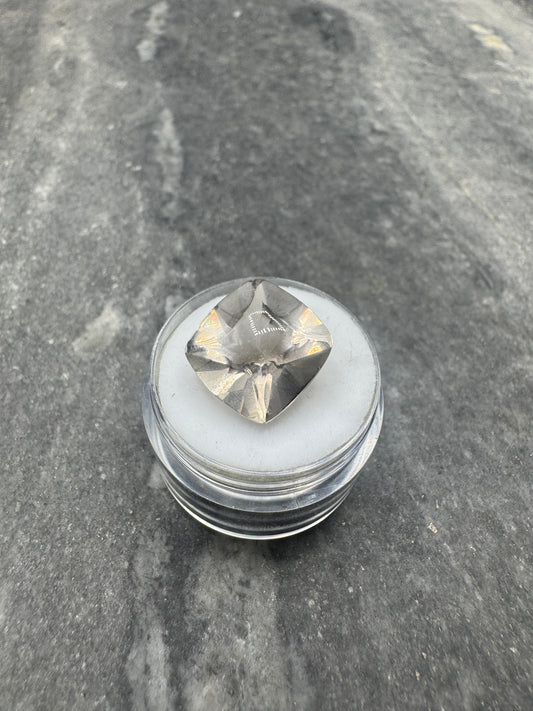 Quarzo Fumé taglio cabochon Old Mine - Contea di Clark - 10,4 carati