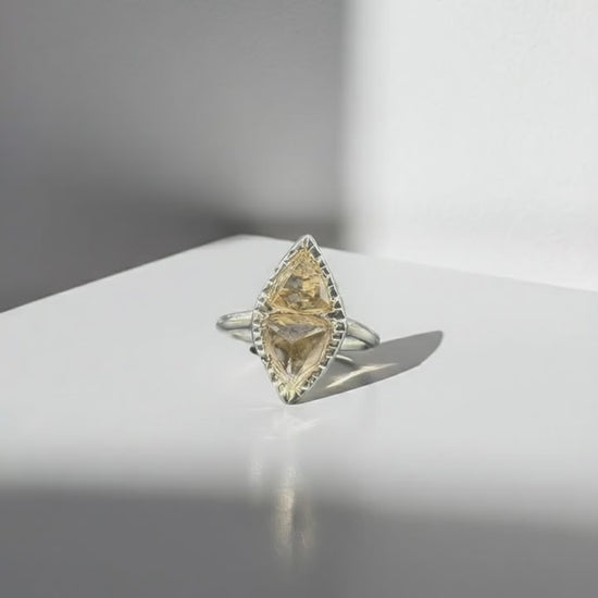 Sunstone Ring Vid